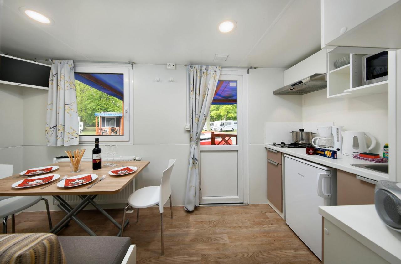 Knaus Campingpark Есен Екстериор снимка